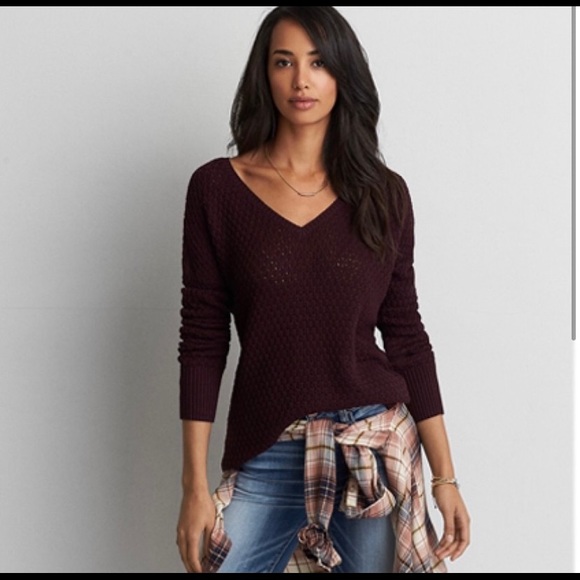 American Eagle Outfitters Sweaters - AE🦅 purple sweater